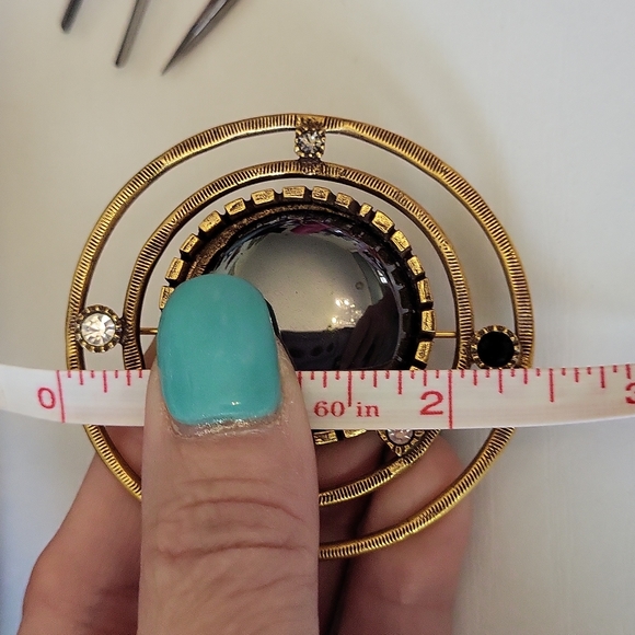 Designer Patricia Locke Hematite Crystal Jewelry Brooch and Clipon Earrings - Picture 9 of 12